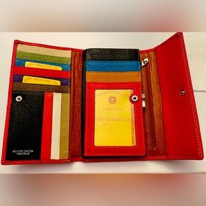 VERA PELLE Made in Italy Women’s Tri-fold Leather Wallet. NWOT.